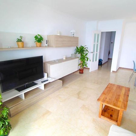 Very Lightful Apartment. Incredible Sea Views. Big Terrace, Swimming Pool. Ac. Very Close To Alicante City Center. Luaran gambar