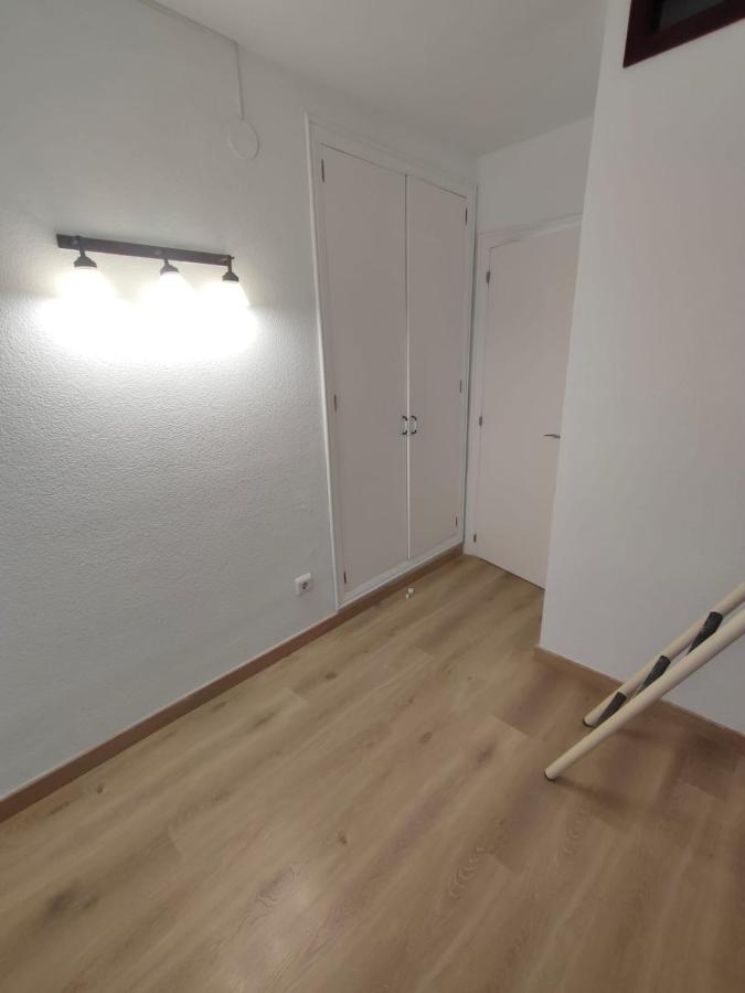 Very Lightful Apartment. Incredible Sea Views. Big Terrace, Swimming Pool. Ac. Very Close To Alicante City Center. Luaran gambar