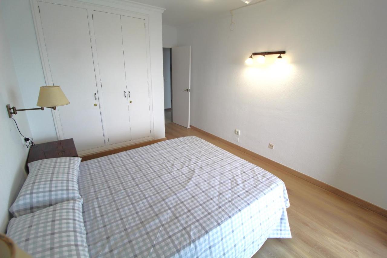 Very Lightful Apartment. Incredible Sea Views. Big Terrace, Swimming Pool. Ac. Very Close To Alicante City Center. Luaran gambar