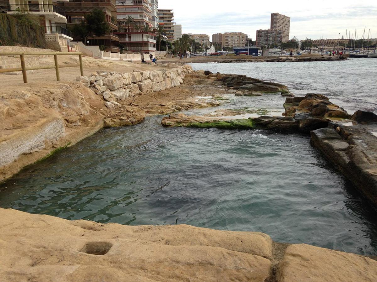Very Lightful Apartment. Incredible Sea Views. Big Terrace, Swimming Pool. Ac. Very Close To Alicante City Center. Luaran gambar